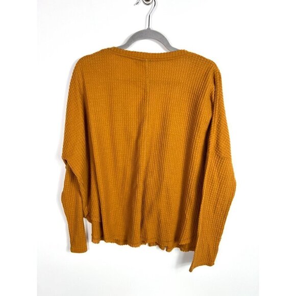 Urban outfitters out from under mustard colored button up thermal - Picture 9 of 10